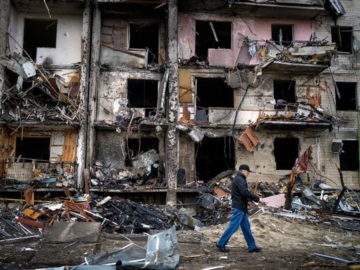 Ουκρανία: Η ρωσική εισβολή μπαίνει στην «τρίτη φάση» της – «Σχεδιάζουν έναν παρατεταμένο πόλεμο»