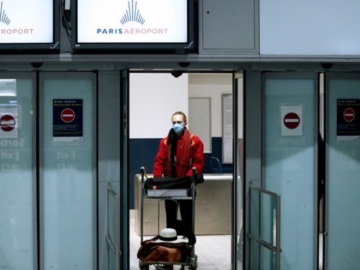 ΕΕ: Μη υποχρεωτική η χρήση μάσκας σε αεροδρόμια και αεροπλάνα από σήμερα