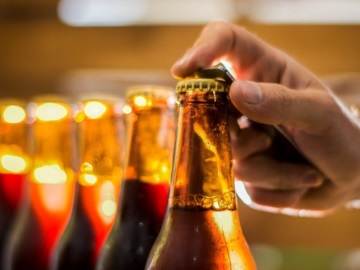 Γερμανία: Τελειώνουν τα μπουκάλια μπύρας - Προειδοποιήσεις για &quot;τεταμένη&quot; κατάσταση