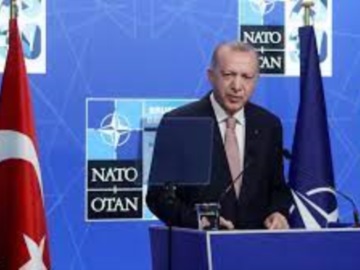 Αμετακίνητος ο Ερντογάν για την ένταξη Φινλανδίας και Σουηδίας στο ΝΑΤΟ: «Συνεργάζονται με τρομοκράτες»