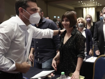 Ράνια Σβίγκου: Ο ΣΥΡΙΖΑ-Π.Σ. έτοιμος να δώσει τη μάχη για την πολιτική αλλαγή