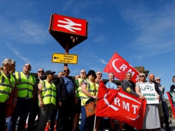 Παραλύει η Βρετανία από την τριήμερη απεργία στους σιδηροδρόμους