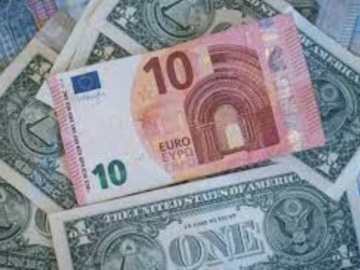 O πληθωρισμός καλπάζει και η ύφεση χτυπάει την πόρτα σε ευρωζώνη και ΗΠΑ