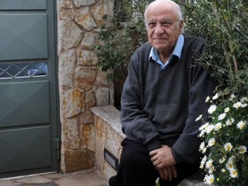 Πέθανε ο σπουδαίος αστροφυσικός Διονύσης Σιμόπουλος - Ο επίτιμος διευθυντής του Ευγενιδείου Πλανηταρίου