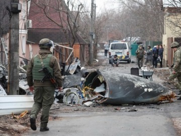 Οι ρωσικές δυνάμεις σφυροκοπούν την ουκρανική περιφέρεια του Ντονέτσκ