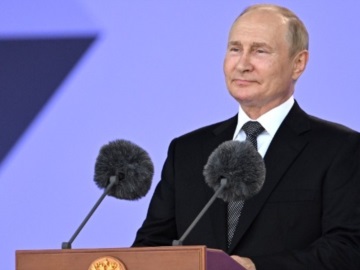Ο Πούτιν καυχάται για την υπεροχή των ρωσικών όπλων - «Η Μόσχα έτοιμη να τα μοιραστεί με συμμάχους»