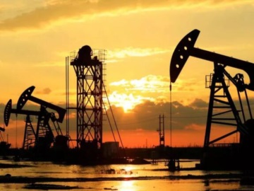«Βουτιά» 5% στις τιμές πετρελαίου