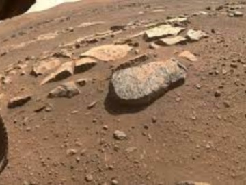 Μυστήριο με πυριγενή πετρώματα που βρέθηκαν στον πυθμένα αρχαίας λίμνης στον Άρη
