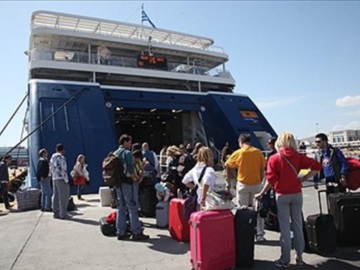 Αύξηση 91,9% σημείωσε η συνολική διακίνηση επιβατών στους ελληνικούς λιμένες
