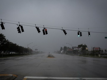 O κυκλώνας Ίαν μετά την Κούβα, σαρώνει τη Φλόριντα (εικόνες – βίντεο)