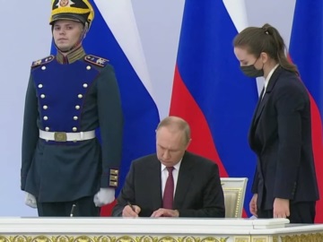 Ο Πούτιν υπέγραψε την προσάρτηση: Οι κάτοικοι των τεσσάρων περιοχών θα είναι &quot;πολίτες μας για πάντα&quot;