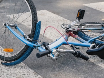 Θεσσαλονίκη: Πέθανε ο 16χρονος ποδηλάτης που παρασύρθηκε από όχημα της αστυνομίας – Οι γονείς δωρίζουν τα όργανά του