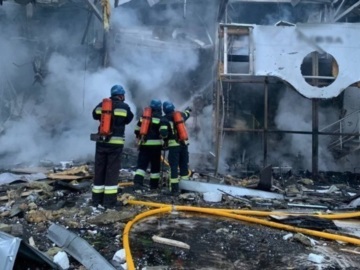 Ουκρανία: Τουλάχιστον 16 οι νεκροί από τη συντριβή ελικοπτέρου κοντά σε νηπιαγωγείο στο Κίεβο - Μεταξύ των θυμάτων και ο υπουργός Εσωτερικών