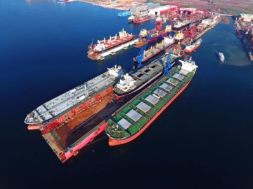 Ανέτοιμα τα ναυπηγεία για την «πράσινη» μετάβαση της Ναυτιλίας