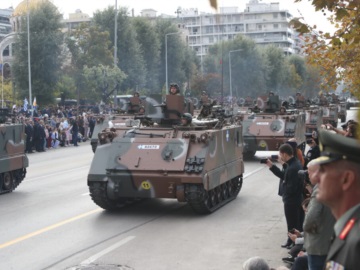 Σε εξέλιξη οι εκδηλώσεις για το εορταστικό τριήμερο στη Θεσσαλονίκη – Τι ακολουθεί ενόψει 28ης Οκτωβρίου