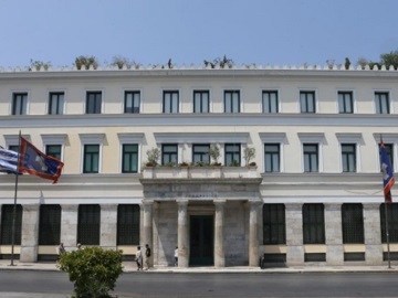 Μειώνονται οριζόντια κατά 5% τα δημοτικά τέλη στον Δήμο Αθηναίων