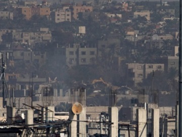 Να απομακρυνθούν εσπευσμένα οι άμαχοι από το 20% της πόλης Χαν Γιούνις στη νότια Γάζα διέταξε το Ισραήλ