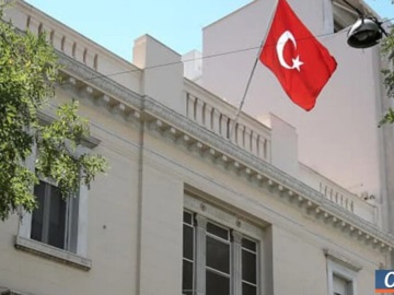 Τουρκική πρεσβεία: “Ευχαριστούμε την Ελλάδα για την αλληλεγγύη μετά τον καταστροφικό σεισμό”