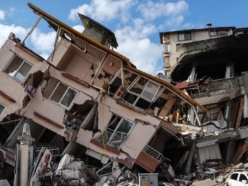 Τουρκία: Ένας άνδρας ανασύρθηκε ζωντανός, 11 μέρες μετά τον φονικό σεισμό