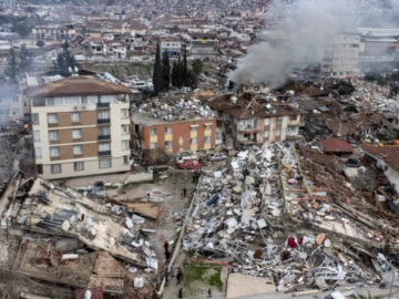 Οι Τούρκοι αρχιτέκτονες κατηγορούν την κυβέρνηση για τις συνέπειες του σεισμού
