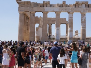 Tour operators: Σε πολύ υψηλούς ρυθμούς η ζήτηση για Ελλάδα
