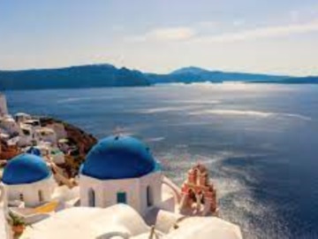 Guardian: Θεαματική η τουριστική ανάπτυξη της Ελλάδας -Περισσότεροι από τους Γερμανούς οι Βρετανοί τουρίστες