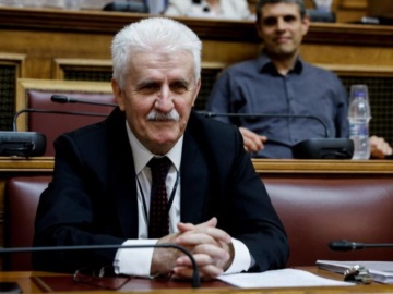 ΕΣΡ για Τέμπη: Να αποφευχθεί από τα ΜΜΕ «περαιτέρω πανικός και οδύνη» – Παραίτηση Κουτρομάνου ζητεί ο ΣΥΡΙΖΑ