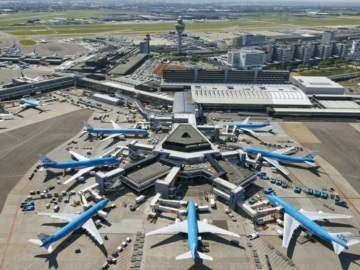 Ολλανδία: Οργή αεροπορικών εταιρειών κατά της κυβέρνησης για το ψαλίδι στις πτήσεις