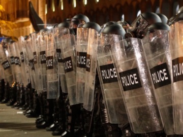Γεωργία: Νέα επεισόδια μεταξύ διαδηλωτών και αστυνομίας