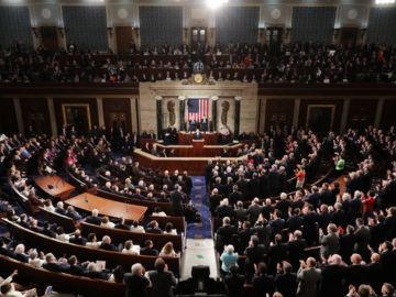 ΗΠΑ: Η Βουλή απαιτεί από την κυβέρνηση να αποκαλύψει τις πληροφορίες της για την προέλευση του κορονοϊού