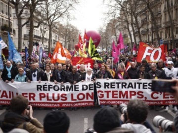 Γαλλία: Μαζικές διαδηλώσεις και συγκρούσεις με την αστυνομία