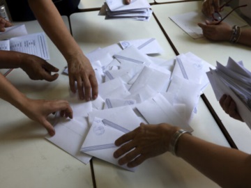 Εκλογές 2023: Έδρες με την απλή αναλογική και ποσοστό για είσοδο στη Βουλή