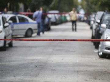 Πυροβολισμοί με έναν τραυματία στο Μαρκόπουλο - Του έκλεισαν τον δρόμο και τον πυροβόλησαν 