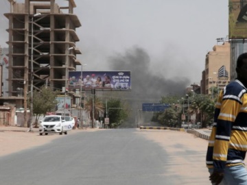 Διεθνής ανησυχία για τις συγκρούσεις στο Σουδάν – Διέκοψε τις πτήσεις για το Χαρτούμ η Αίγυπτος