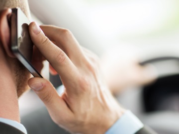 Τα τηλεφωνήματα στο κινητό συνδέονται με αυξημένο κίνδυνο για υψηλή αρτηριακή πίεση
