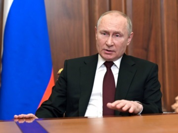 Δραματικό μήνυμα από Μόσχα: «Κίνδυνος για ασφάλεια ΗΠΑ–Είμαστε στην άκρη αβύσσου»