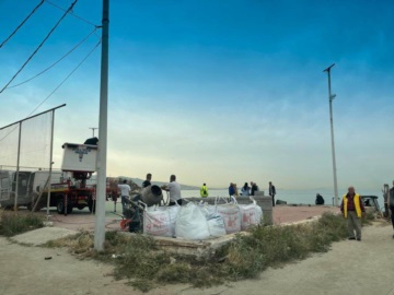 Διαμόρφωση της παραλίας Βοτσαλάκια και  εκτεταμένες εργασίες από τον Δήμο Πειραιά