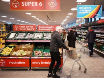 Μεγάλη Βρετανία: Η κυβέρνηση προσπαθεί να συγκρατήσει τις τιμές στα σούπερ μάρκετ
