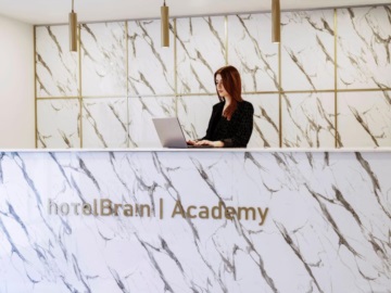 Ο μεγαλύτερος ξενοδοχειακός Όμιλος στην Ελλάδα HotelBrain ιδρύει την πρότυπη ακαδημία HotelBrain Academy