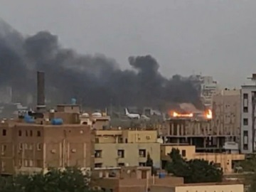 Σουδάν: Το Χαρτούμ βομβαρδίζεται, παρά τις αμερικανικές κυρώσεις	