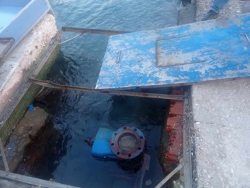 Πόρος: Σκάφος προκάλεσε βλάβη σε αγωγό υδροδότησης - Συνελήφθη ο κυβερνήτης - Αγώνας δρόμου για την αποκατάσταση της βλάβης