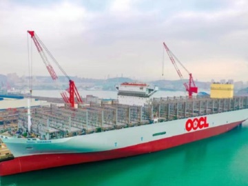 «OOCL Piraeus»: Στο λιμάνι του Πειραιά καταπλέει σήμερα ένα από τα μεγαλύτερα πλοία κοντέινερ