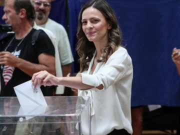 Ψήφισε η Έφη Αχτσιόγλου: «Ισχυρή δομική αντιπολίτευση και επιστροφή της παράταξής μας σε κυβερνητική τροχιά»