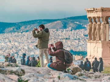 Τουρισμός: Άνοιξη μέσα στον χειμώνα για την Αθήνα – Η καλύτερη ιστορικά περίοδος
