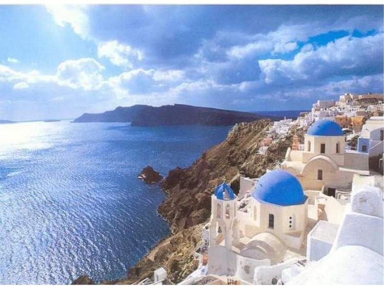 «Η Ελλάδα να προβάλει τη μοναδικότητα της»
