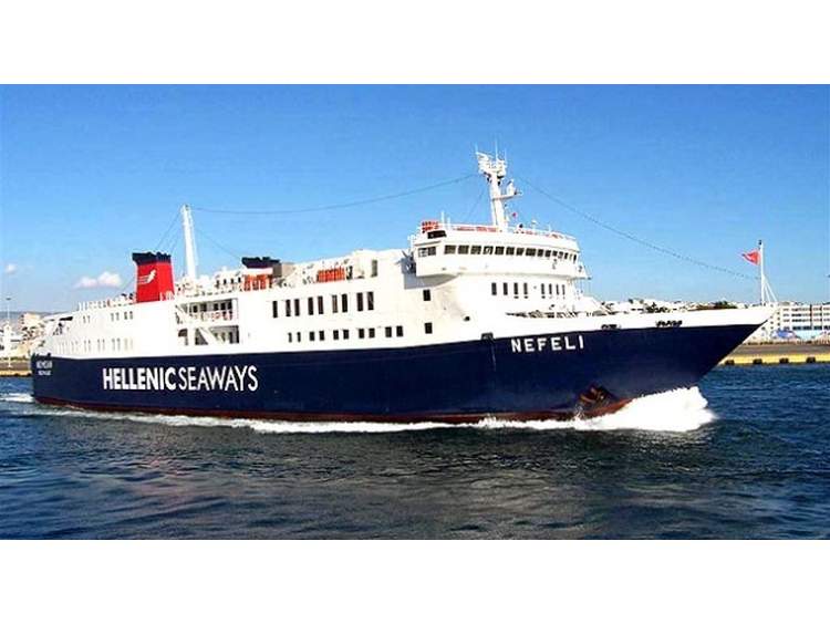 Ψήφισμα διαμαρτυρίας για τη μείωση δρομολογίων από την Hellenic Seaways