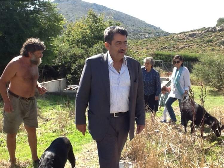 Επίσκεψη Χατζηπέρου στο Ελληνικό Κέντρο Περίθαλψης Άγριων Ζώων στην Αίγινα